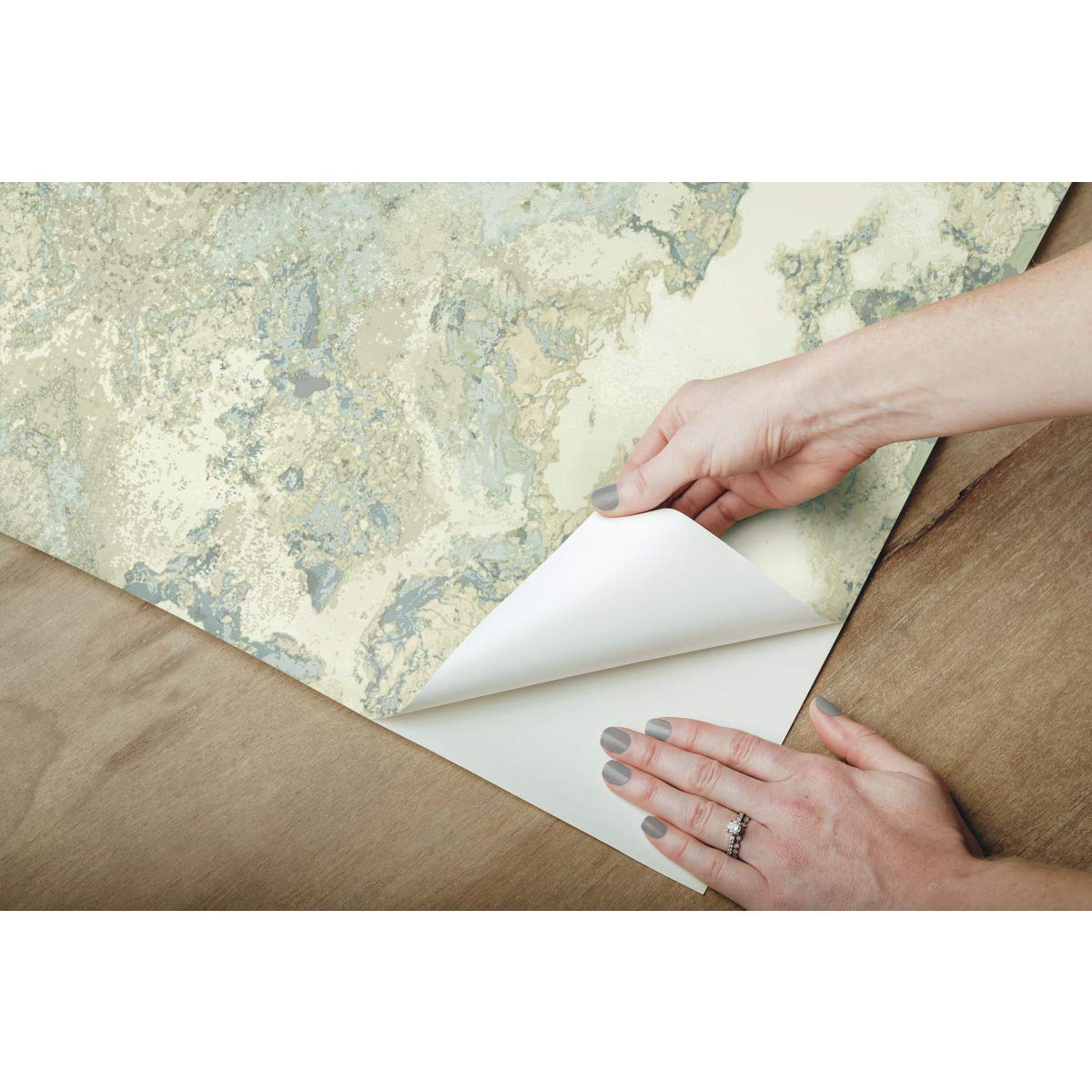 Simply Candice PSW1091RL Inner Beauty Premium Peel and Stick Wallpaper