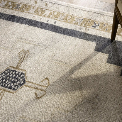 Jaipur Living Hand Tufted PET Yarn Rug CSN01-Day Dreamer Decor