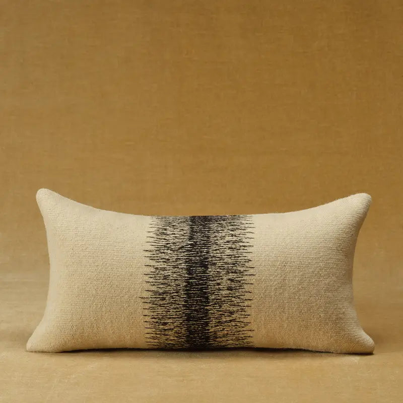 Decor Jaipur Living MERCADO MCO12 x 24 INCH PILLOW